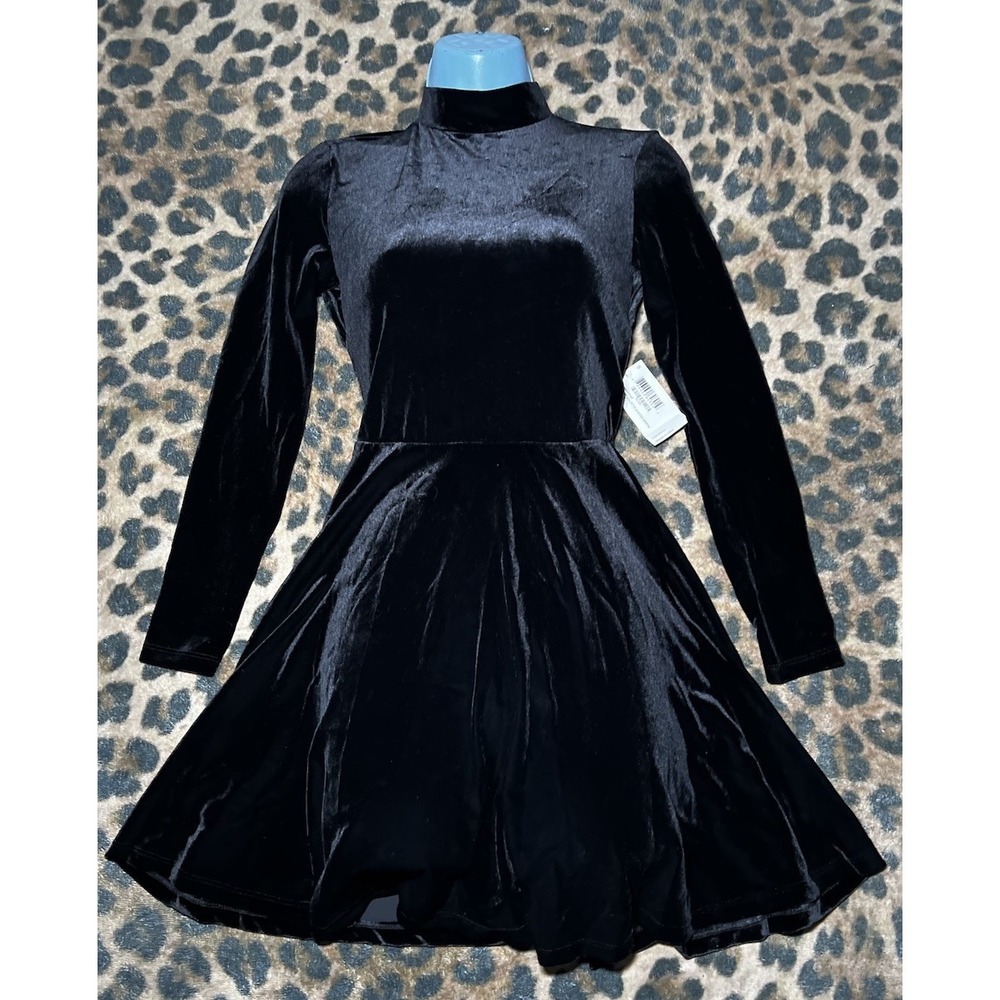 American Apparel Dress Women Size Large Velvet Skater Long Sleeve Open Back NEW